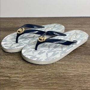 Michael Kors Navy & Gold Logo Flip Flops – Size 8